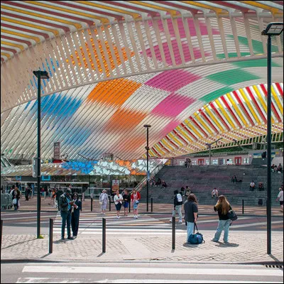 En quelle année la nouvelle gare de Liège-Guillemins a-t-elle été inaugurée ?
