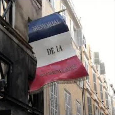 Depuis 2011, en quelle classe est-il quasiment obligatoire d'apprendre les paroles de la Marseillaise ?