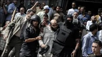 De quel pays vient l'organisation Ennahdha, alliée des Frères musulmans ?