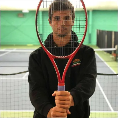 Quel est le nom de ce joueur américain, né le 24 juillet 1993 à Thousand Oaks ?