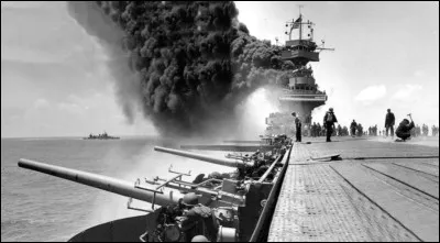 Quelle bataille de la Seconde Guerre mondiale n'a pas opposé le Japon et les États-Unis, pendant la guerre du Pacifique ?