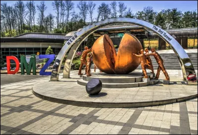 Avec quel(s) pays la Corée du Sud possède-t-elle une frontière ?