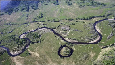 Dans quel continent le fleuve Amour coule-t-il ?
