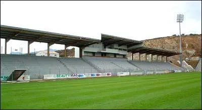 Quel est le nom du stade de l'AC Ajaccio  domicile ?