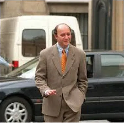 Quel &acirc;ge avait Laurent Fabius quand il est devenu Premier ministre ?