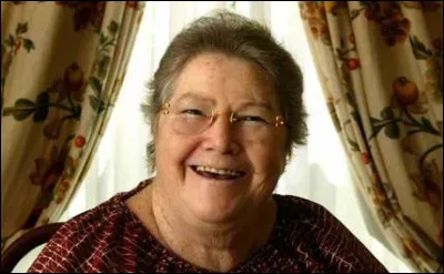 Qui est cette écrivaine australienne, auteure du roman ''Antoine et Cléopâtre'' ?