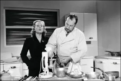 Quelle ancienne speakerine a &eacute;galement anim&eacute; l'&eacute;mission culinaire 'Art et magie de la cuisine' pendant 13 ans, aux c&ocirc;t&eacute;s du chef Raymond Oliver ?