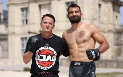 Qui fut son coach jusqu'en mai/juin 2024 avant leur séparation ?