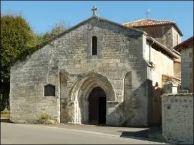 Village Charentais, sur les bords de la Lizonne, Combiers se situe en région ...