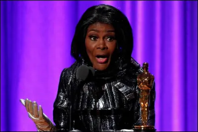 Cicely Tyson a reçu un Oscar d'honneur le 18 novembre...