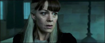Comment s'appelle ce personnage interprété par Helen McCrory ?