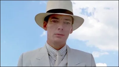 Dans quel genre de rôles voyons-nous régulièrement Billy Drago ?