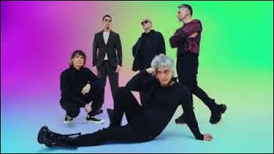 Comment se nomme le nouveau single du groupe Indochine ?