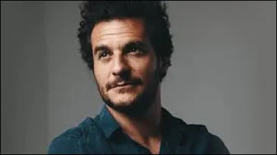 Qui a chanté "Sommet", une chanson utilisée pour illustrer les Jeux olympiques de Paris 2024 ?