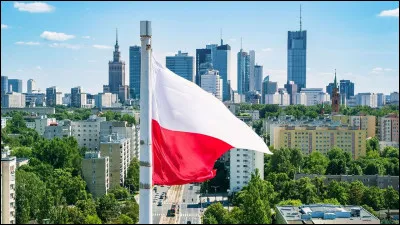 Quel fleuve traverse Varsovie ?