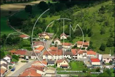 Notre balade prend fin en Lorraine, à Trondes. Village du Toulois, il se situe dans le département ...