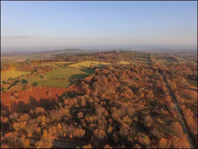 A quelle altitude situez-vous le point culminant du département ?