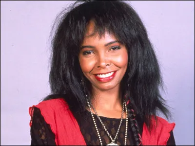 Qui est cette chanteuse, une des fondatrice du groupe ''Zouk Machine'' ?