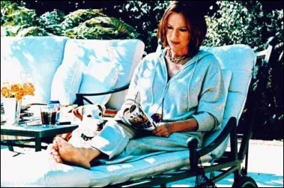 Ce film d'action avec Bisset est...