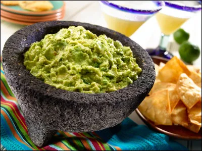 Quel fruit est souvent utilisé pour faire du guacamole ?