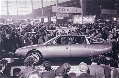 Dès 1975 les ventes de la CX décollent en dépassant les ... exemplaires par an.