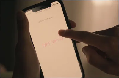 À quelle heure Charlie se réveille-t-il le lendemain ?