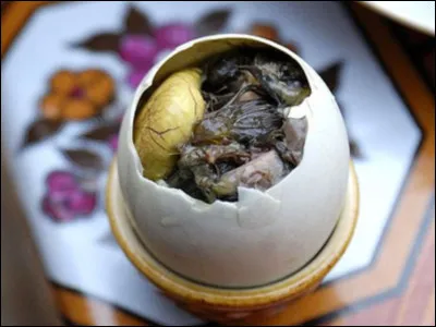 Ce plat particulier, le balut, est un uf contenant encore un ftus déjà formé. Dans quel pays est-il principalement consommé ?