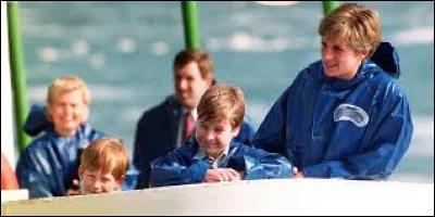 Avec qui Charles trompait-il Lady Diana avant même leurs fiançailles ?