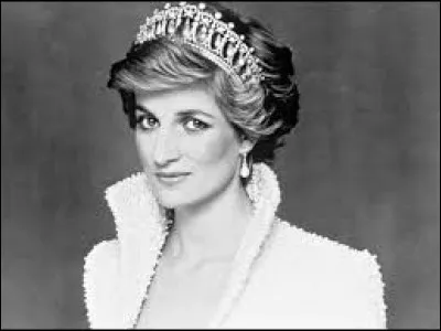 De quels TCA souffre-t-elle après la naissance de ses enfants ?