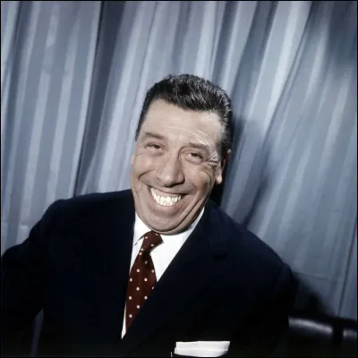 F - Quel est le nom du célèbre chanteur français connu pour la chanson "Félicie aussi" ?