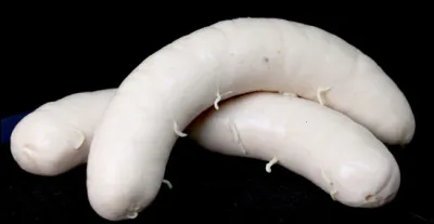 Dans quelle commune du département des Ardennes fait-on du boudin en blanc ?