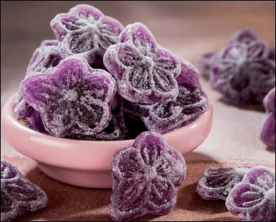 Dans quelle commune du département de la Haute-Garonne peut-on manger des violettes ?