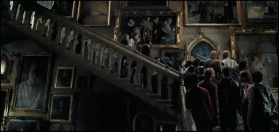 Lorsque la Grosse Dame a été poignardée elle s'est retrouvée dans un autre tableau. Dans quel tableau s'est-elle retrouvée ?