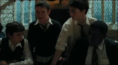 Quelle est la fin de la citation ci-dessous ?
C'est vrai, Black peut être n'importe où, c'est comme essayer…