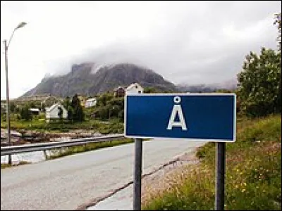 Dans les langues scandinaves, comment se prononce la lettre "å" ?
