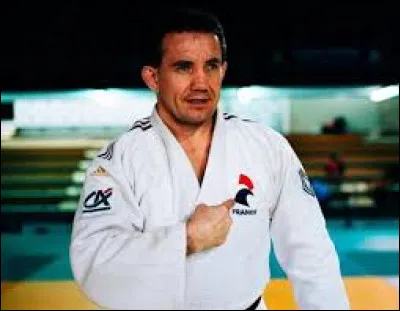 Aux Deaflympics de 2009 et de 2013, quelle médaille a été obtenue par Cyril ?