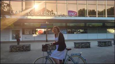 Se rendre au travail &agrave; v&eacute;lo comporte de nombreux effets positifs sur la sant&eacute;... Une seule des r&eacute;ponses ci-dessous n'est PAS un des bienfaits prouv&eacute;s de cette pratique :