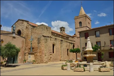 Quel est ce bourg, situé dans le sud-ouest du département, connu pour son église Sainte-Marie, abbatiale du XIe siècle ?
