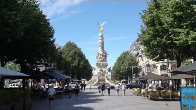 Combien le département de la Marne compte-t-il d'habitants ?
