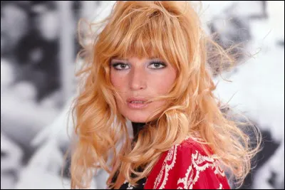 Qui est cette actrice italienne qui joue le r&ocirc;le principal dans le film ''La Ceinture de chastet&eacute;'' ?