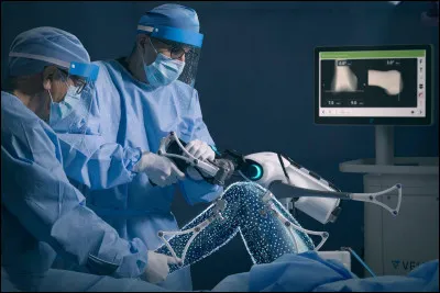 Quel nom a-t-on donn&eacute; aux op&eacute;rations de t&eacute;l&eacute;chirurgie ?