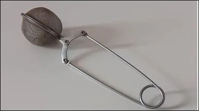 Quel est le nom de cette pince à produit alimentaire ?