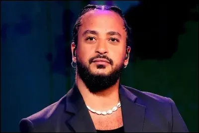 De quelle chanson de Slimane provient ce texte : "Je t'aime, j'sais pas pourquoi / J'rejoue la scène / Mais c'est toujours la même fin qui recommence / Tu n'entends pas" ?