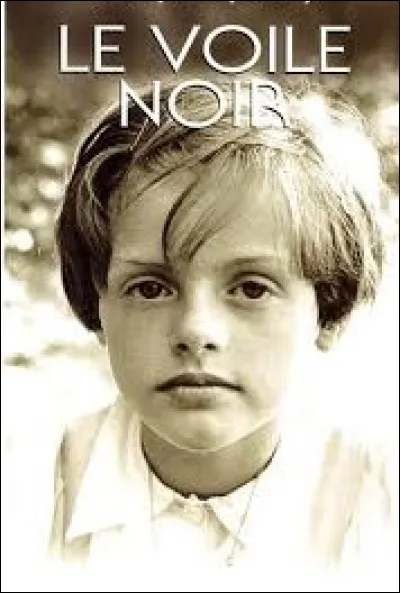 Quelle actrice a écrit, en 1992, son autobiographie intitulée ''Le Voile noir'' ?