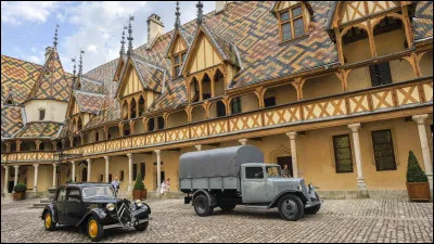 Qui interprète Stanislas Lefort dans le long-métrage "La Grande Vadrouille" ?