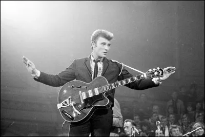 Qui a chanté "Oh ! ma jolie Sarah" en 1971 ?