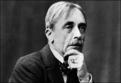 Qui est cet écrivain, auteur du poème ''Les Grenades'' ?