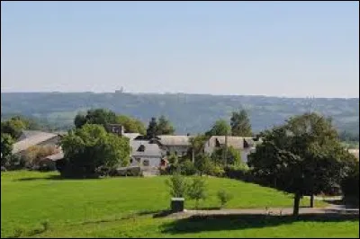 Je vous emmène à présent à Espieilh. Petit village de 25 habitants, dans l'arrondissement de Bagnères-de-Bigorre et traversé par l'Esqueda, il se situe dans le département ...