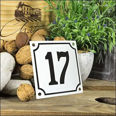 Comment écrit-on 17 en numération romaine ?