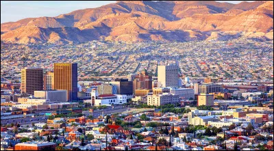 Dans quel pays se trouve El Paso, ville de 680 000 habitants ?